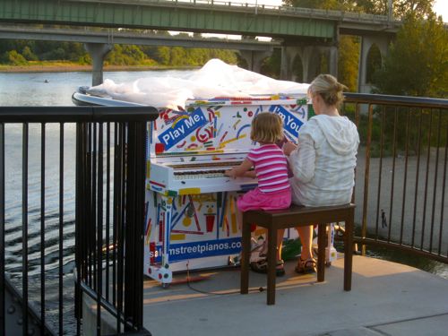 piano over the Willamette River in Oregon
