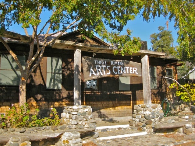 arts-center